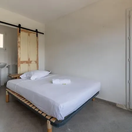 Provencale Avec Piscine * 索沃泰尔