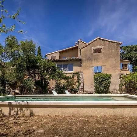 Provencale Avec Piscine * 索沃泰尔